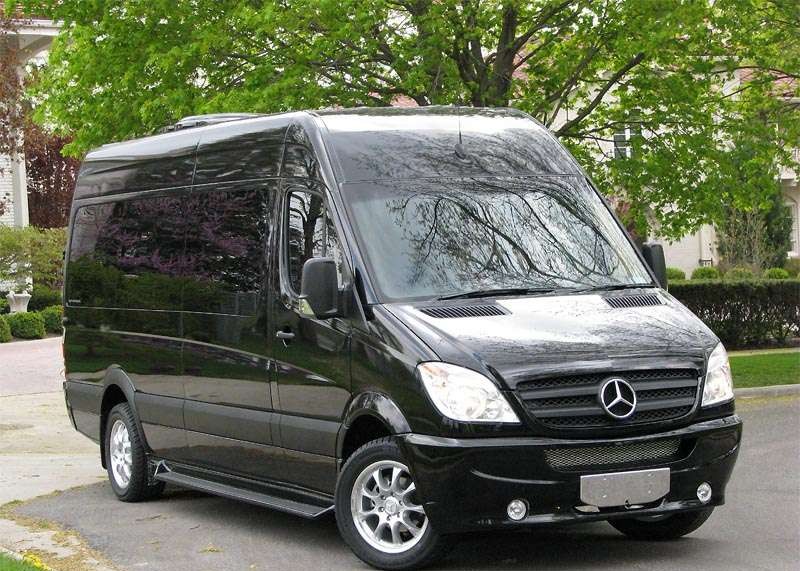Mercedes Sprinter Limousine 9-Passenger